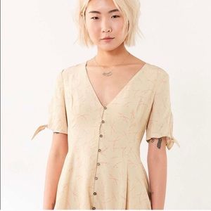 ❌SOLD❌ Kimchi Blue Tie Sleeve Mini Dress